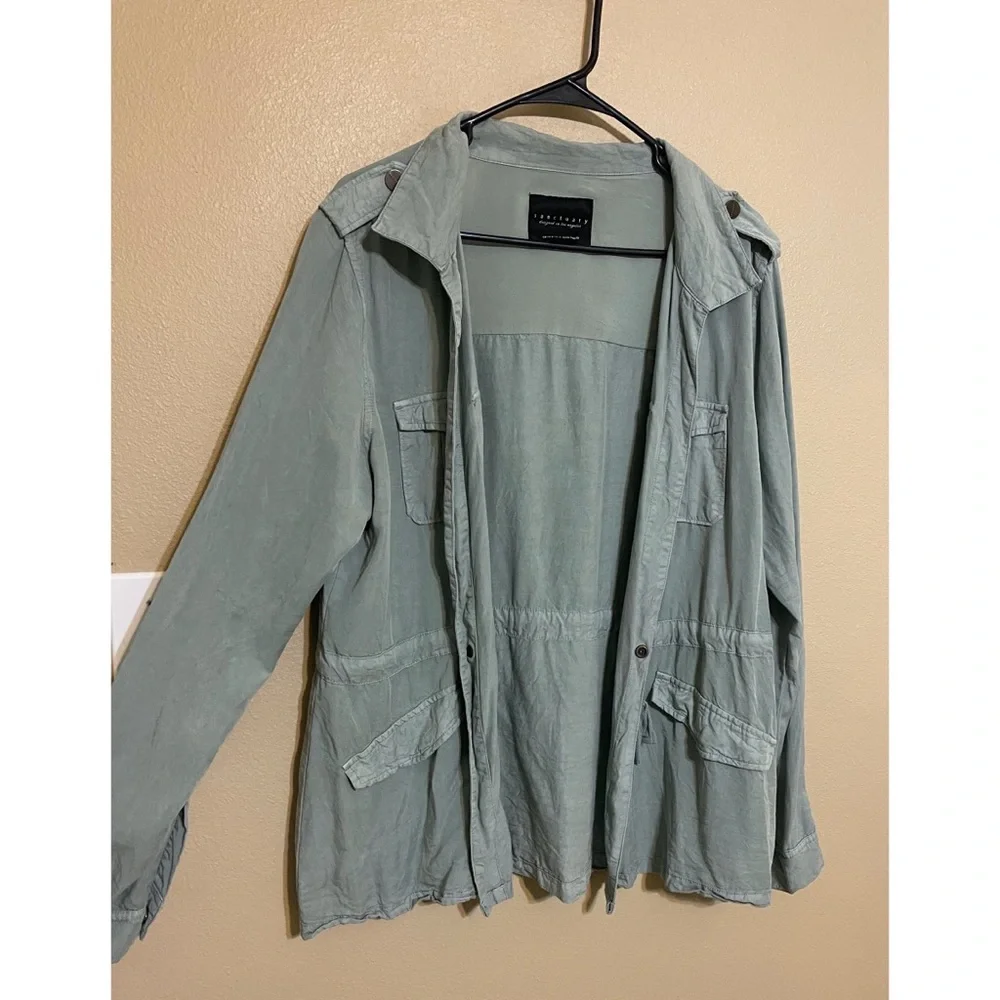 Jacket - Picture 1 of 6